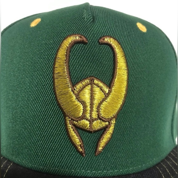 Loki Gold 3D Emblem Flat Rim Hat Green SnapBack Baseball Cap OSFM NEW - Picture 4 of 8
